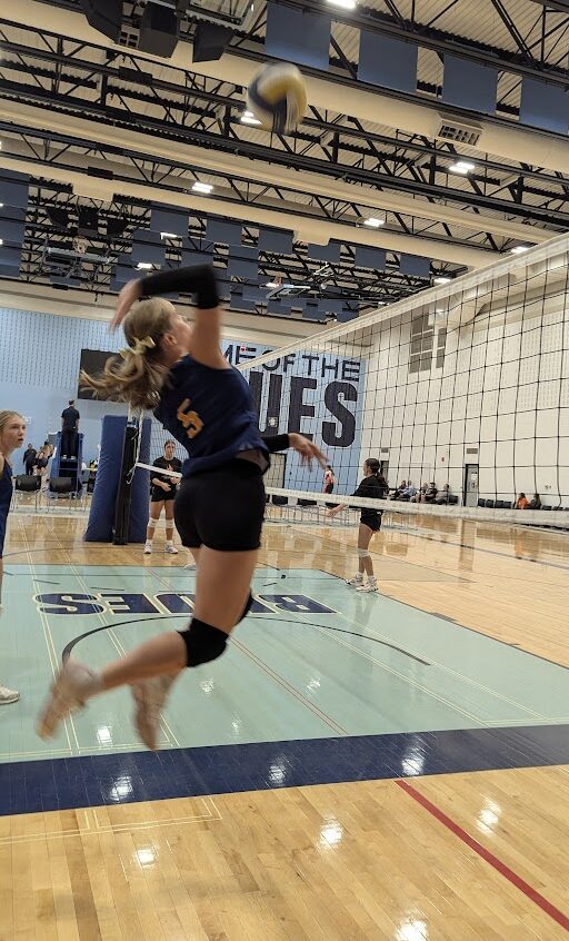 U14 Girl Jump Serving